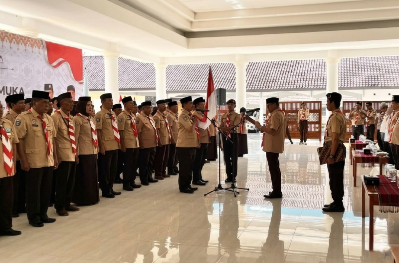 Pelantikan Pengurus Kwarcab Gerakan Pramuka Lombok Timur Masa Bakti 2025-2030 di Pendopo Bupati pada Rabu 6 Mei 2026. (Foto: Lombokini.com).
