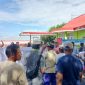 Ratusan nelayan Lombok Timur mendemo SPBN Tanjung Luar, Selasa 19 Mei 2026, menuntut Pertamina memenuhi kuota BBM subsidi yang kosong. (Foto: Lombokini.com/Andy).