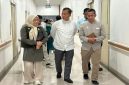 Gubernur NTB, Lalu Muhamad Iqbal, didampingi Direktur RSUP NTB, drg. Asrul Sani, dan para wakil direktur saat mengunjungi RSUD Provinsi NTB. (Foto: Lombokini.com/Istimewa).