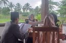 Koordinator Pelatihan Pembinaan dan Prestasi LPTQ Lombok Timur, Eka Budiansyah, mengungkapkan bahwa pihak LPTQ telah menyepakati sebuah langkah strategis agar kemampuan ingatan para peserta, khususnya cabang hafalan, tidak kendor selama masa libur pemusatan latihan. (Foto: Lombokini.com/Paozan Azima).