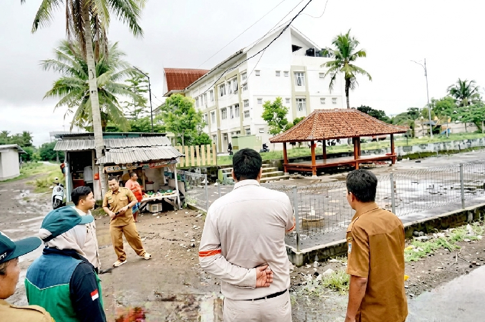 Menteri Perumahan dan Kawasan Permukiman (PKP), Maruarar Sirait, mengunjungi Rumah Susun Sederhana Sewa (Rusunawa) Bintaro di Kelurahan Bintaro, Kecamatan Ampenan, Kota Mataram, NTB, Selasa 19 Mei 2026. (Foto: Lombokini.com).