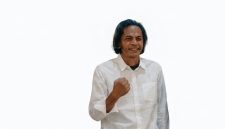 Penderitaan yang sesungguhnya: ketika orang tidak lagi hidup dalam kejujuran dengan dirinya sendiri. Itulah gambaran penderitaan manusia modern.