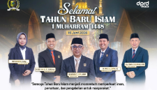 Pimpinan dan anggota DPRD Lombok Timur mengucapkan Selamat Tahun Baru Islam 1448 Hijriah. (Foto: Lombokini.com/Istimewa).