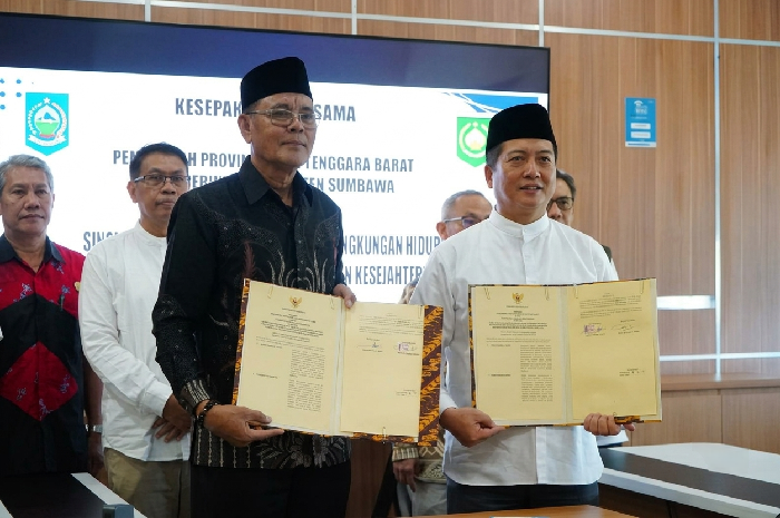 Gubernur NTB Rehabilitasi Lingkungan dan Apresiasi Perusahaan demi Perkuat Pembangunan Hijau. (Foto: Lombokini.com).