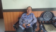 Kepala Bapenda Lombok Timur, Muksin. (Foto: Lombokini.com/Paozan Azima).