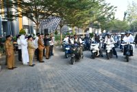 Rombongan yang bertolak menuju arena utama MTQ di Kota Praya, Lombok Tengah, tampil unik dan penuh warna. Salah satu daya tarik utama dalam iring-iringan ini adalah kehadiran formasi khusus dari Paguyuban Vespa Jadul Lombok Timur.
