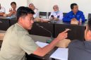 Aliansi melontarkan sederet tudingan serius yang diarahkan kepada Perum Bulog Kantor Cabang Lombok Timur, Dinas Sosial, dan BPJS Ketenagakerjaan terkait sengkarut tata kelola pangan dan akurasi data kemiskinan di daerah.