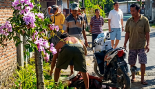Nurudin Tewas Disayat Sabit Tetangga di Pringgasela, Lombok Timur, Jumat 19 Juni 2026. (Foto: Lombokini.com).