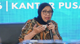 Kepala BGN Nanik S. Deyang memberikan konferensi pers di Kantor Pusat BGN, Kamis 4 Juni 2026. (Foto: Tamrin/Lombokini.com).