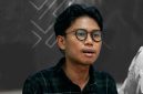 **Premis Esai:**
Di usia ke-60, HIMMAH NWDI mengalami krisis akut akibat inkompetensi politik, degradasi intelektual, dan romantisisme sejarah lisan yang melahirkan mitos pasif. Berpijak pada pemikiran Arnold Toynbee dan Kuntowijoyo bahwa sejarah adalah kompas masa depan, esai ini mendesak dilakukannya rekonstruksi struktural yang konkret. Melalui 