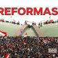 Foto ini mengabadikan suasana awal Reformasi yang bergulir pada 21 Mei 1998. (Dok. Lombokini.com).