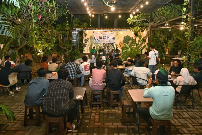 Dalam dialog publik bertema 