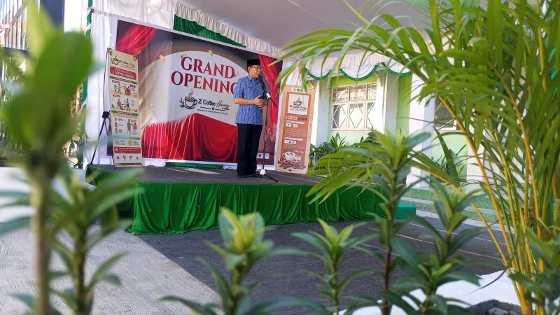 Wakil bupati saat sambutan di Grand Opening Z Coffee Hening (doc. Zan)