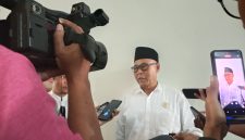 Ketua BAZNAS saya diwawancarai sesuai rapat koordinasi dengan DPRD Lombok Timur (doc. Zan)