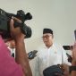Ketua BAZNAS saya diwawancarai sesuai rapat koordinasi dengan DPRD Lombok Timur, Swnin 13 Juli 2016. (Foto: Lombokini.com/Azima).