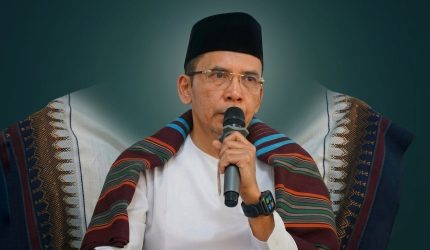 Ketua Umum Pengurus Besar Nahdlatul Wathan Diniyah Islamiyah PBNWDI Dr. TGB KH. Muhammad Zainul Majdi, MA.