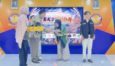 Empat Mahasiswa Universitas Hamzanwadi Raih Juara I PEKSIMIDA, Siap Wakili NTB ke PEKSIMINAS. (Foto: Lombokini.com/Istimewa).