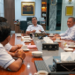 Gubernur NTB H. Lalu Muhammad Iqbal menyambut audiensi Pengurus Serikat Media Siber Indonesia (SMSI) Provinsi NTB di ruang kerjanya, Rabu 15 Juli 2026). (Foto: Lombokini.com/Dok. SMSI NTB).
