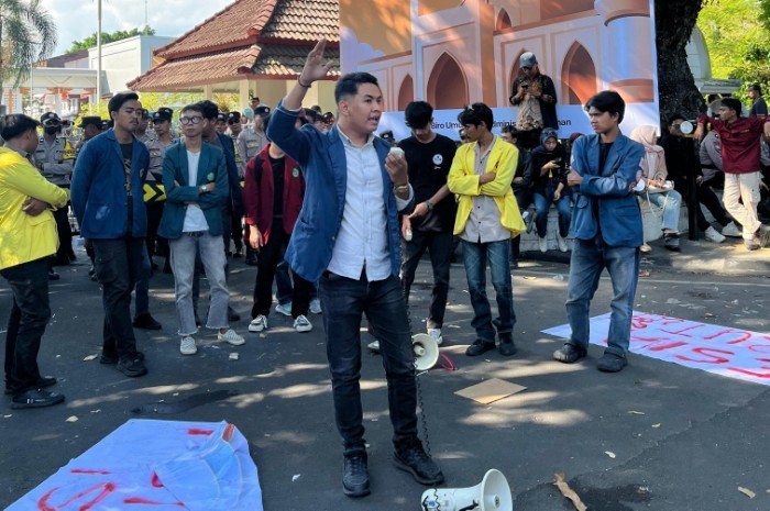 DPM Unram Gugat Pergeseran Dana BTT Rp484 Miliar ke PTUN dan Desak Audit BPK.(Foto: Lombokini.com).