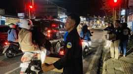IKMAN-Sumbawa menutup penggalangan dana korban gempa NTT setelah berhasil mengumpulkan Rp32 juta. Dalam pernyataannya, organisasi itu turut mengingatkan pemerintah agar serius menangani dampak bencana. (Foto: Lombokini.com/Istimewa)