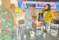 Wakil Ketua DPR RI Sari Yuliati menyerahkan bantuan tunai Rp200 juta, 100 paket sembako, dan meninjau posko kesehatan.