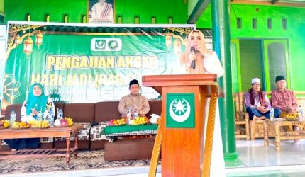 Wagub NTB Hadiri Harja ke-5 Yafama NW dan Peringatan Maulid Nabi di Sakra Timur.