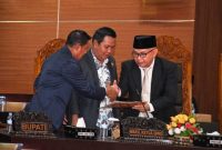 Pemkab Lotim alokasikan tambahan ruang fiskal APBD 2026 Rp 290,5 miliar lebih untuk jalan, kesehatan, Pilkades serentak, dan rehabilitasi Masjid Agung Al-Mujahidin Selong. (Foto: Lombikini.com)