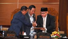 Pemkab Lotim alokasikan tambahan ruang fiskal APBD 2026 Rp 290,5 miliar lebih untuk jalan, kesehatan, Pilkades serentak, dan rehabilitasi Masjid Agung Al-Mujahidin Selong. (Foto: Lombikini.com)