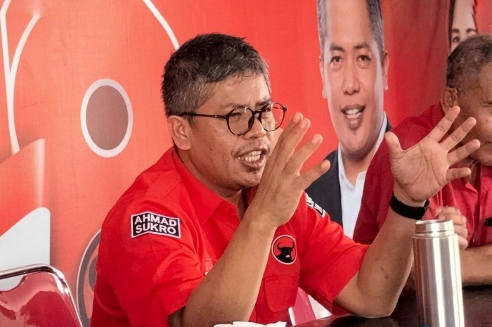 Ketua DPC PDIP Lombok Timur Ahmad Sukro. (Foto: Lombokini.com)