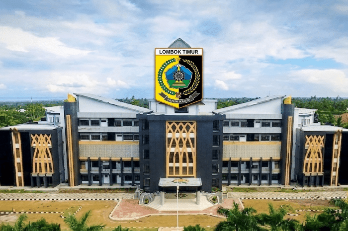 Gedung kantor Bupati Lombok Timur. (Foto: Lombokini.com)