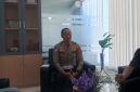 Kasat Satlantas saat ditemui awak media di kantornya (doc. lombokini.com)