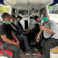 Rombongan jurnalis berlayar melintasi Selat Sunda untuk meliput aktivitas Gunung Krakatau, Senin 7 September 2026. (Foto: Lombokini.com/Tamrin)