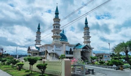 Masjid Agung Al-Mujahidin Selong.
