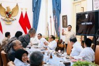 Presiden Prabowo Subianto memimpin rapat terbatas di Istana Merdeka, Jakarta, Rabu 23 September 2026. (Foto: Lombokini.com/Tamrin).