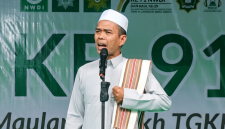 Ustaz Abdul Somad (UAS) memaparkan tujuh pelajaran dari Maulana Syekh TGKH Muhammad Zainuddin Abdul Madjid pada Hultah ke-91 NWDI di Pancor, Lombok Timur, Ahad (13/9/2026). (Foto: Lombokini.com).